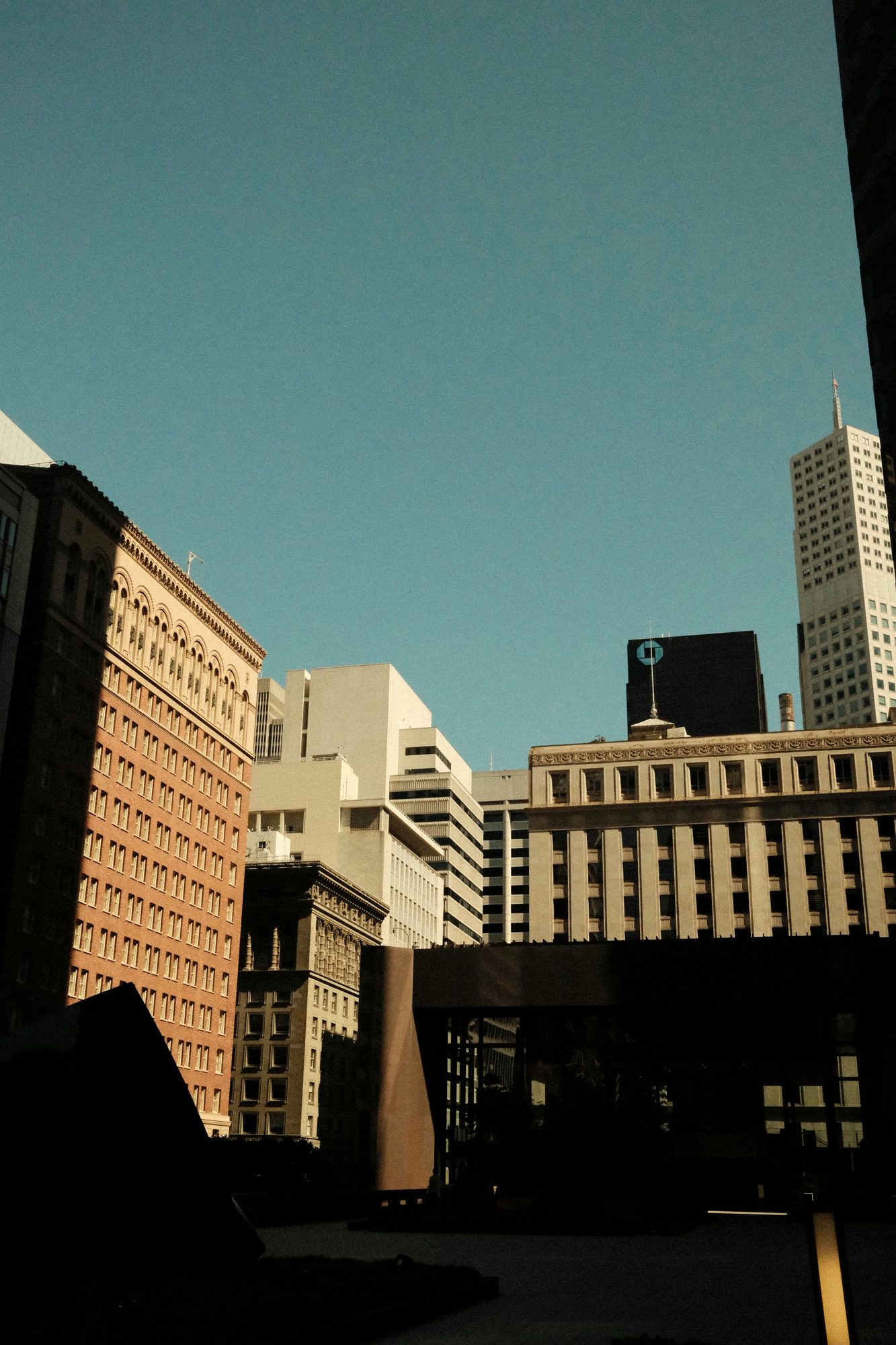 Arquitetura urbana contemporânea e edifícios corporativos